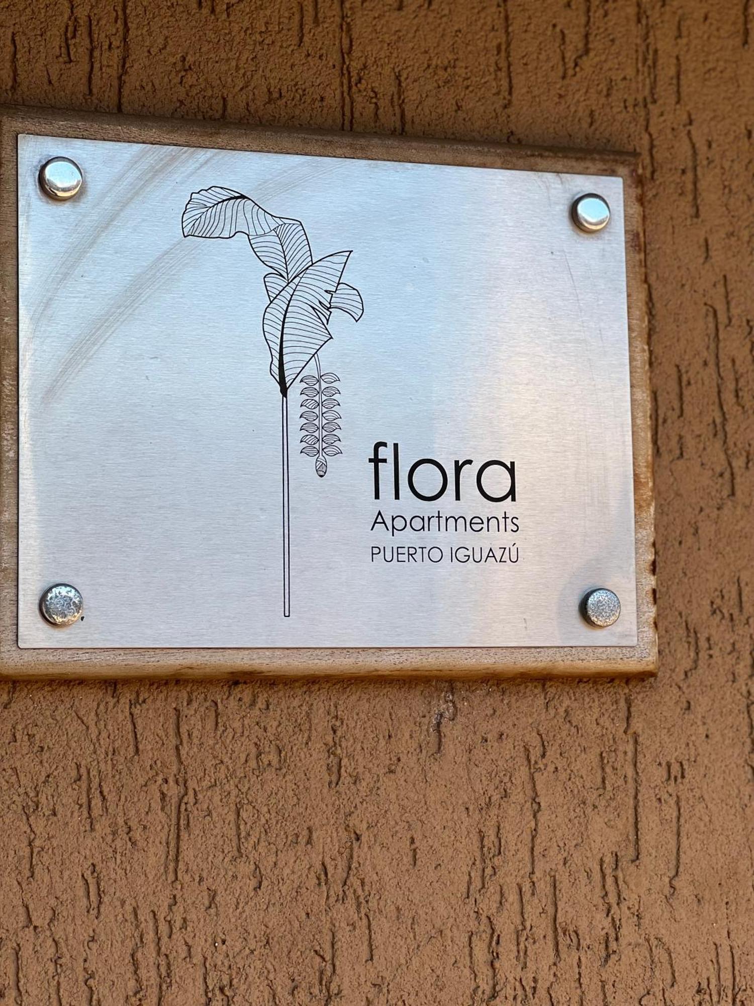 Flora Apartments Puerto Iguazú Extérieur photo