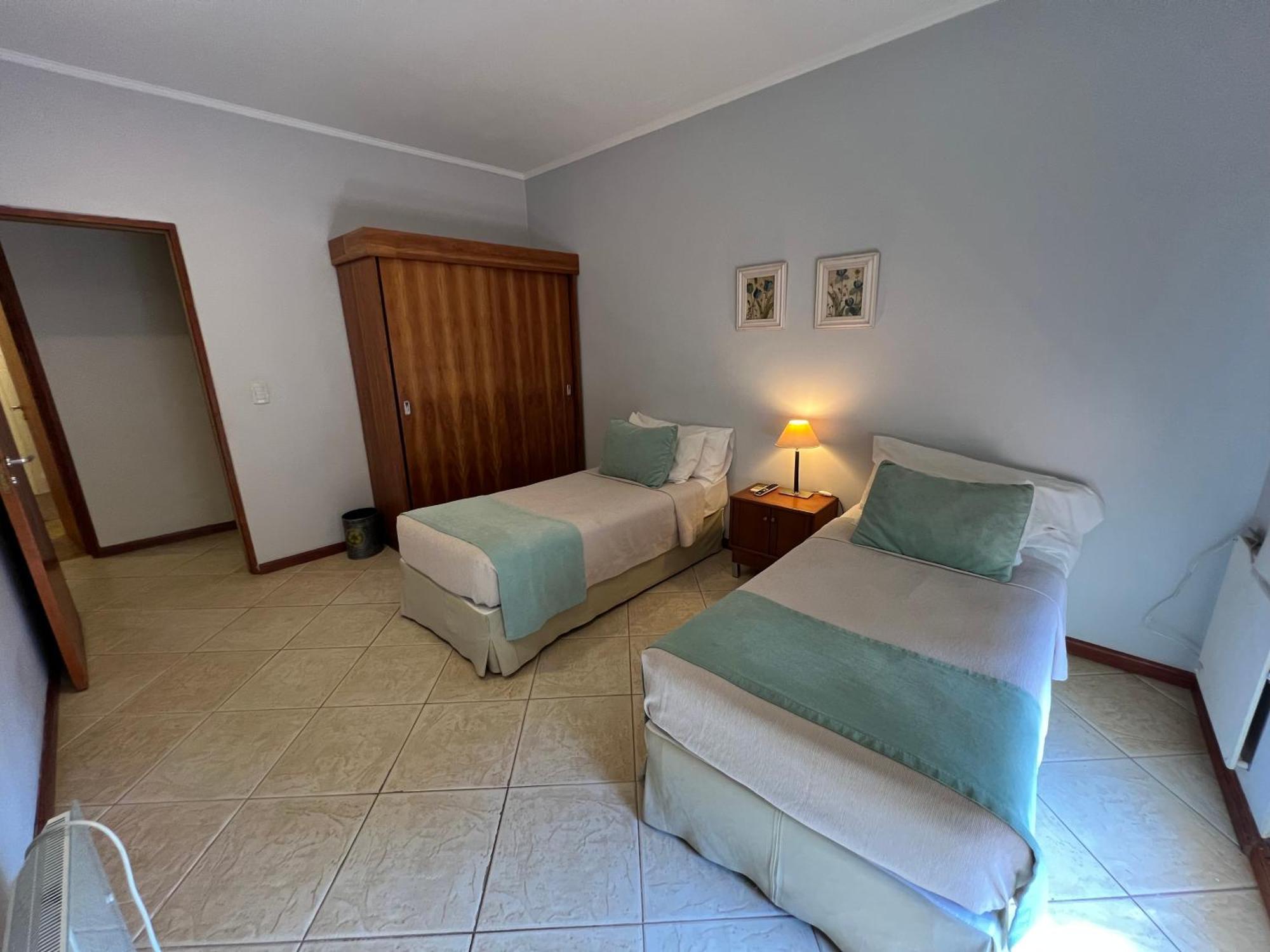Flora Apartments Puerto Iguazú Extérieur photo
