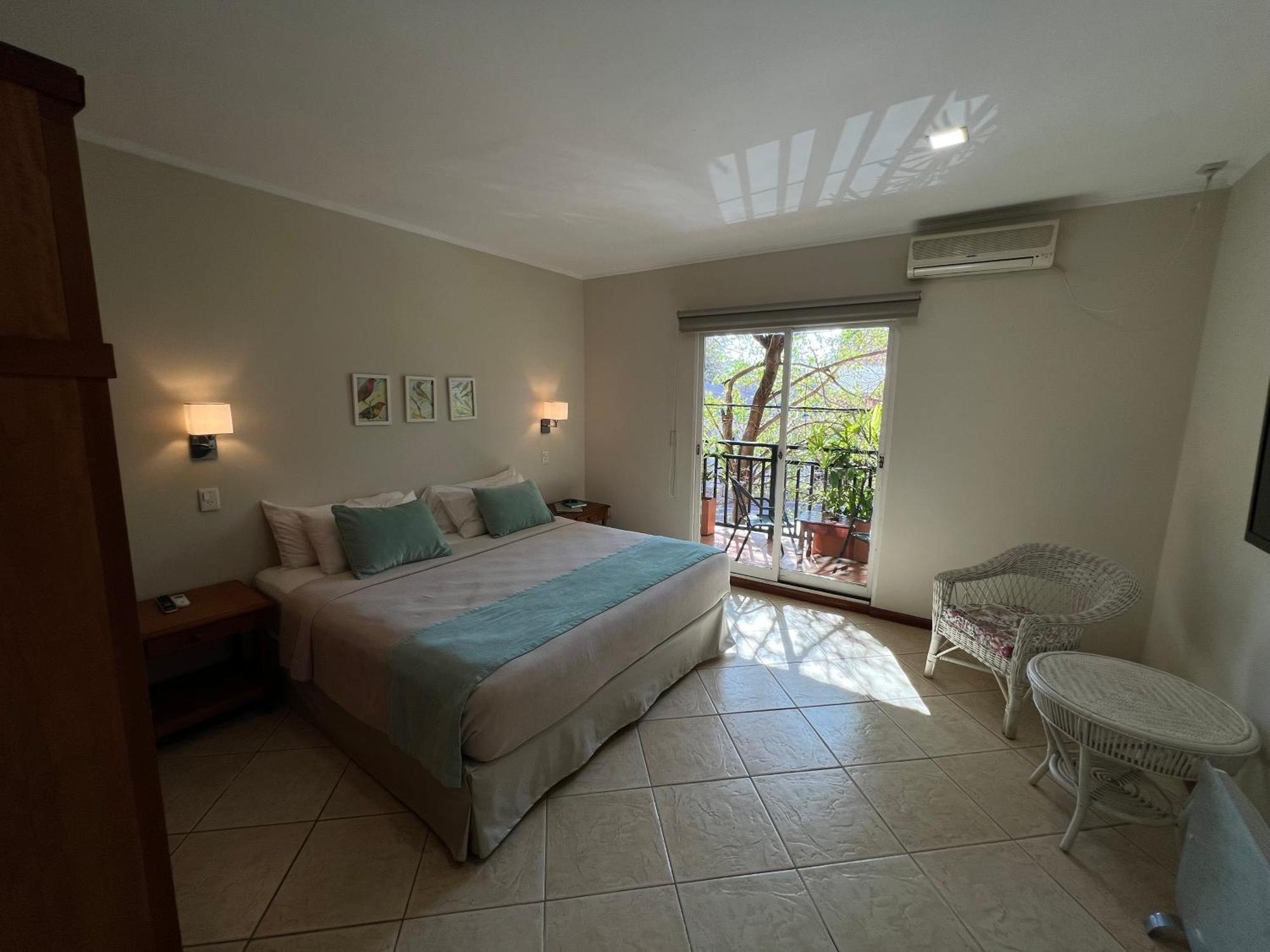 Flora Apartments Puerto Iguazú Extérieur photo