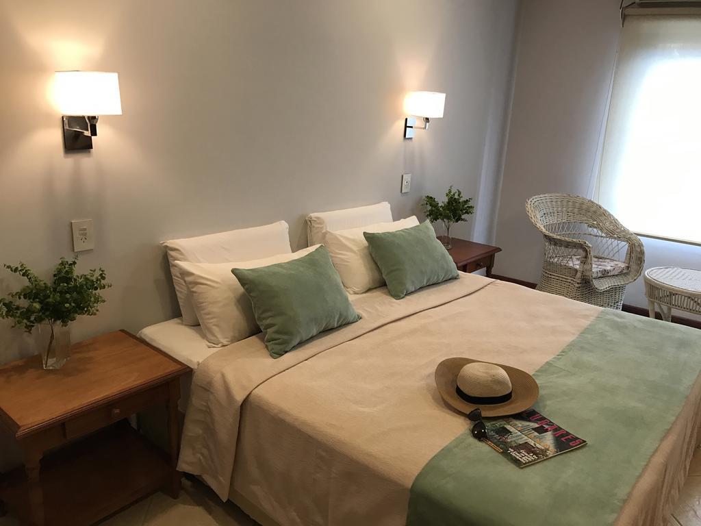 Flora Apartments Puerto Iguazú Extérieur photo
