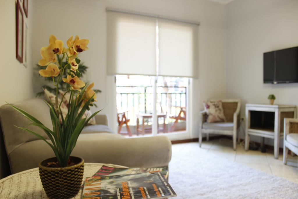 Flora Apartments Puerto Iguazú Extérieur photo