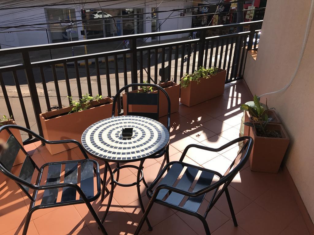 Flora Apartments Puerto Iguazú Extérieur photo